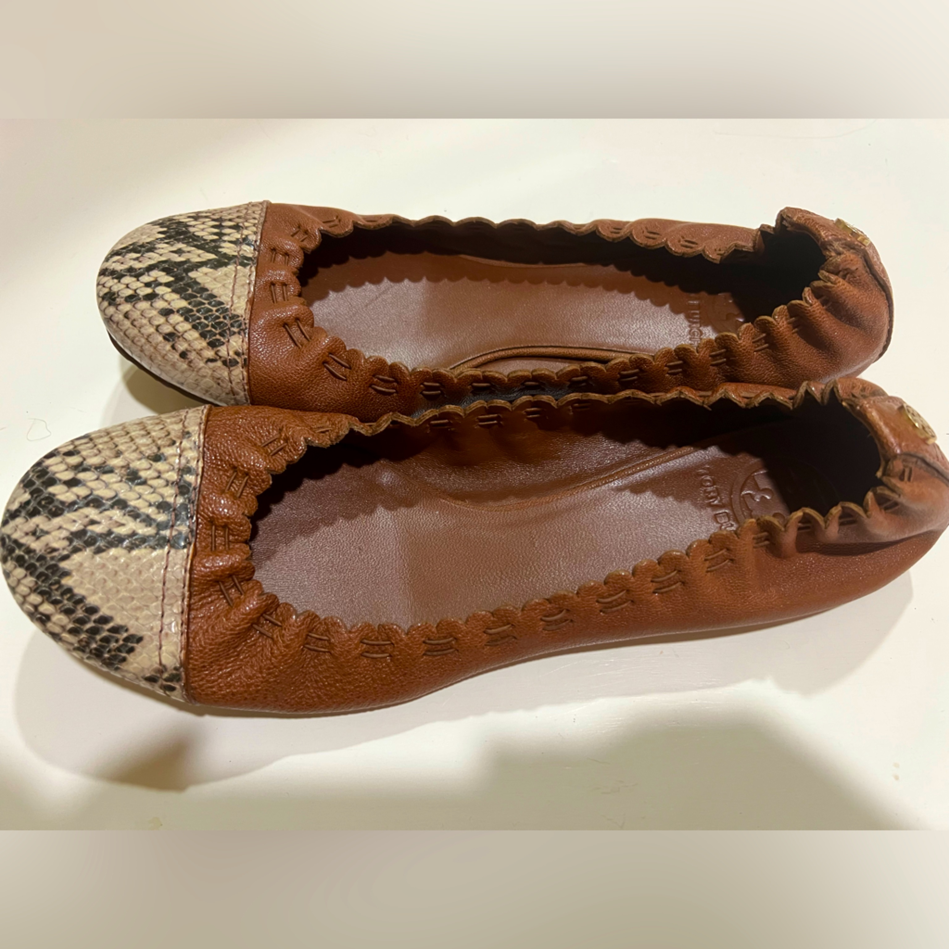 Tory Burch Flats Snake Print Toe